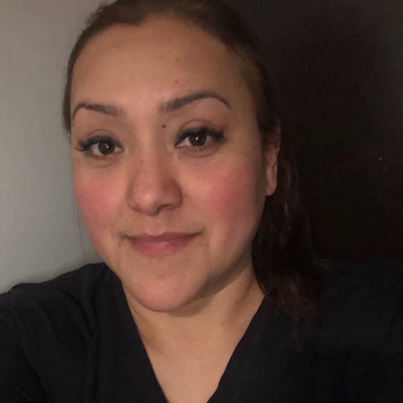 Meet your Posher, Raquel - Picture 1 of 1